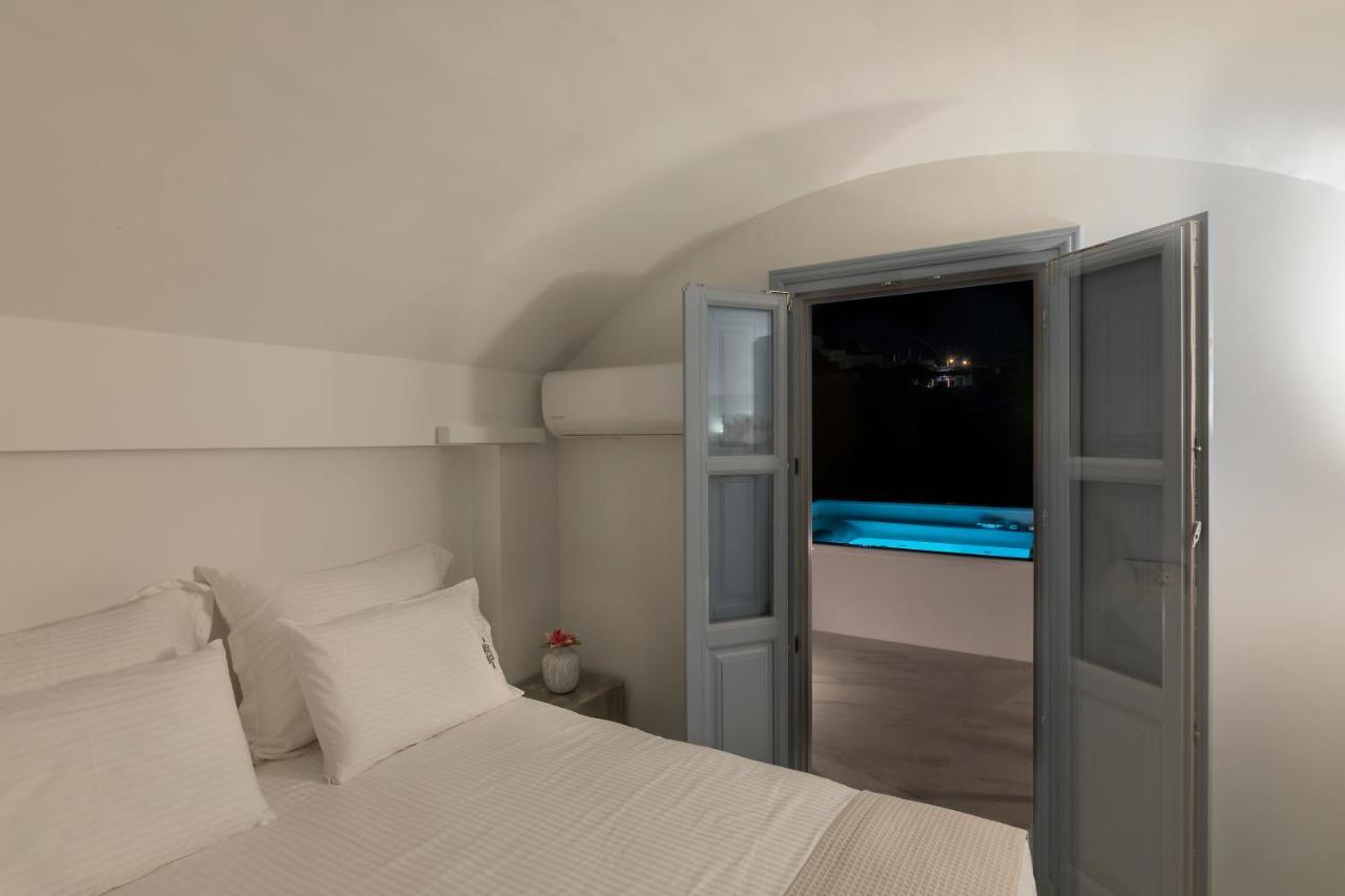 Blackstone Luxury Suites Emporio  Exterior photo