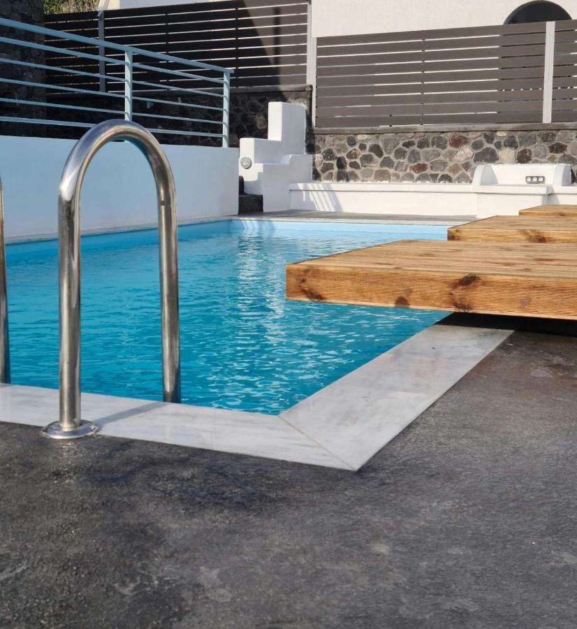 Blackstone Luxury Suites Emporio  Exterior photo