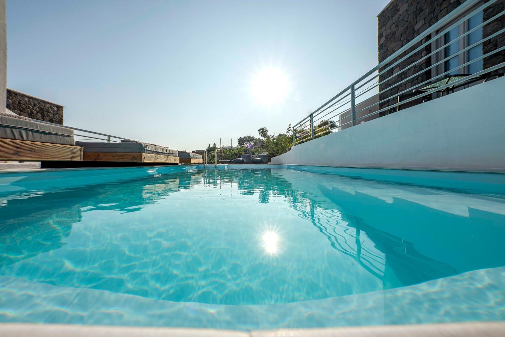 Blackstone Luxury Suites Emporio  Exterior photo