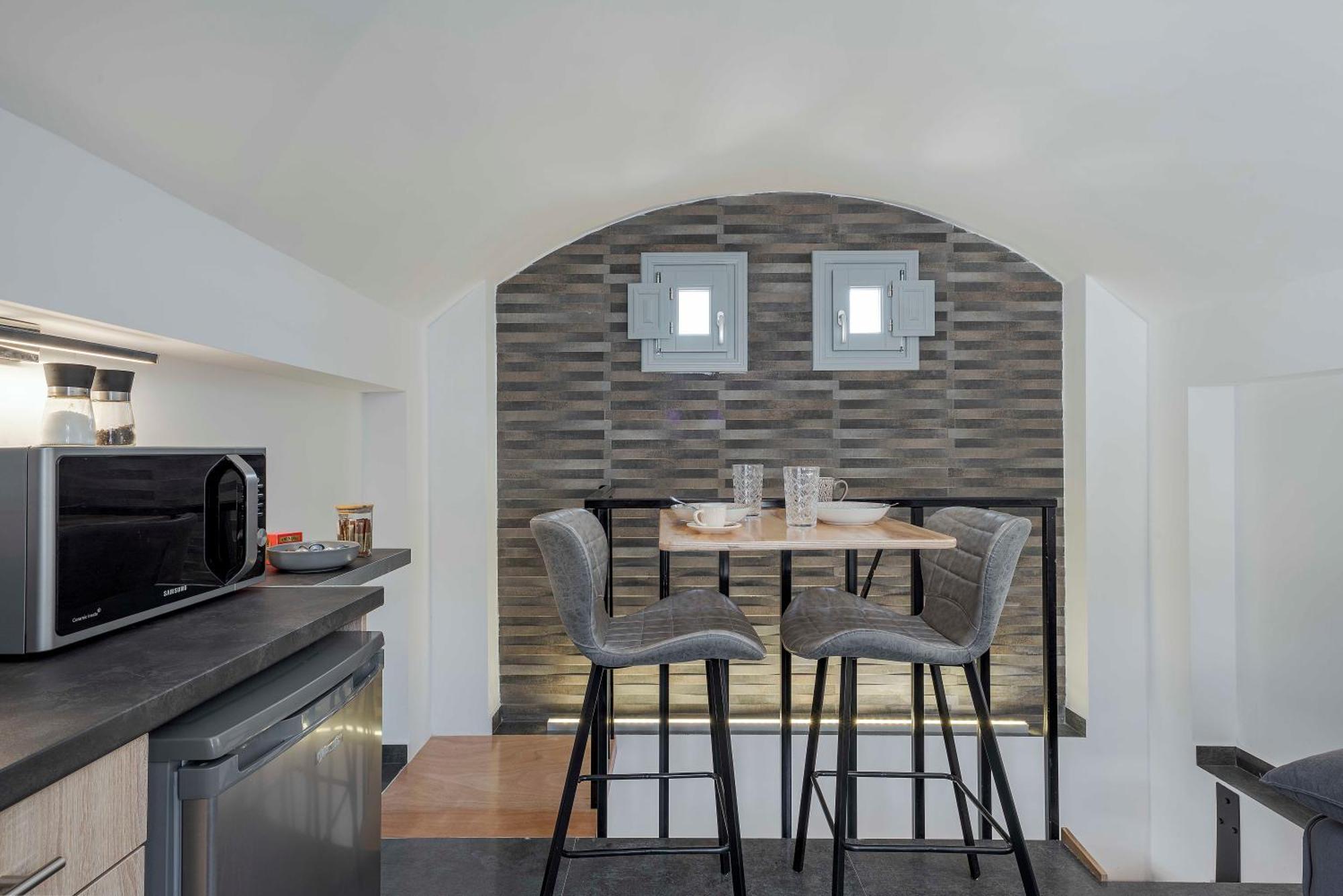 Blackstone Luxury Suites Emporio  Room photo